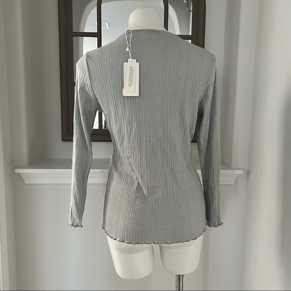 Vince Scoop Neck Ribbed Top Lettuce Edge Size XL New w/Tag - Picture 8 of 9